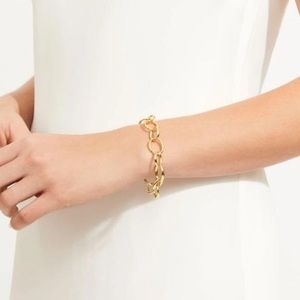 Gold Oval Chain Bracelet